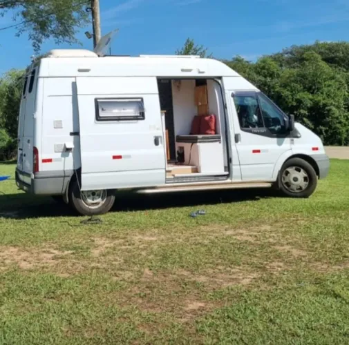 Ford Transit Furgão 3550 2.4 Tdci Longo Dies. 2011