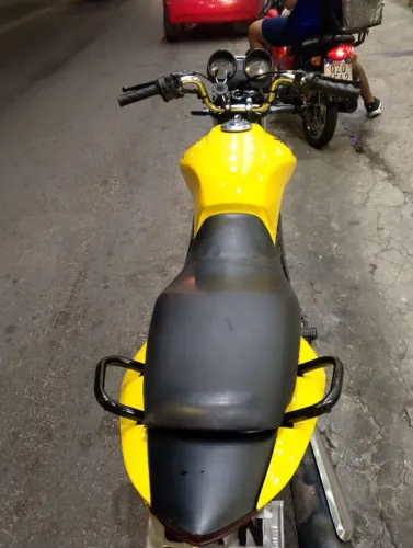 Titan 150 ex