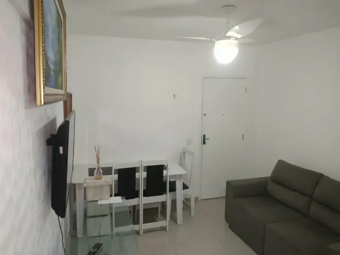 Imóvel para aluguel com 48 metros quadrados com 2 quartos em Centro - Rio de Janeiro - RJ