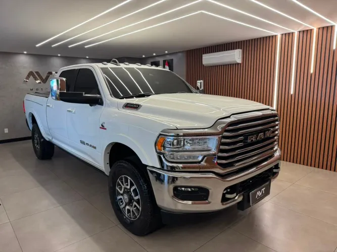 Ram 3500 Limited Longhorn 6.7 TB CD Diesel 2022