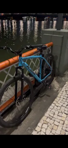 Bicicleta Aro 29 Quase Nova - Sem Marcas de Uso
