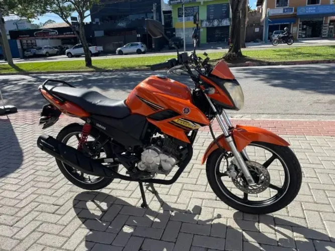 Yamaha Fazer 150 ano 2015 com 72 mil km rodados 