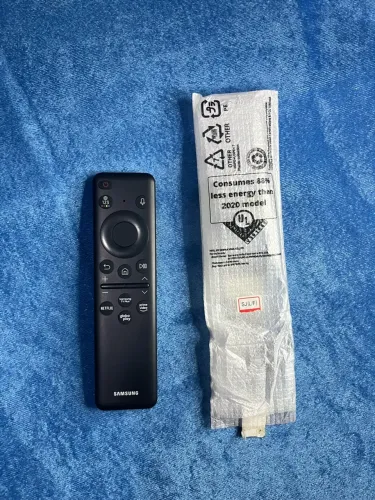 Controle Samsung Original NOVO ! Carregamento USB-C e Luz Solar.