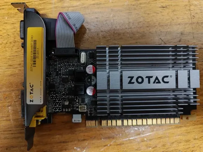 Placa De Vídeo Zotac G210 1gb 64bit Ddr3