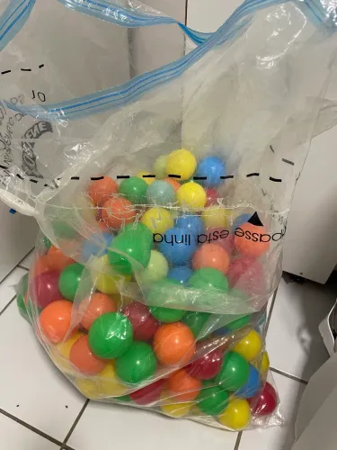 Mais de 200 bolinhas para piscina de bolinhas