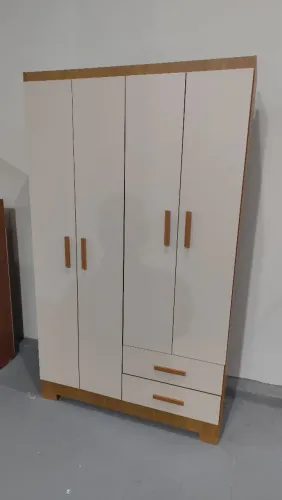 Guarda roupa de solteiro