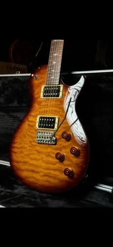 Raridade Guitarra PRS SE Mark Tremonti