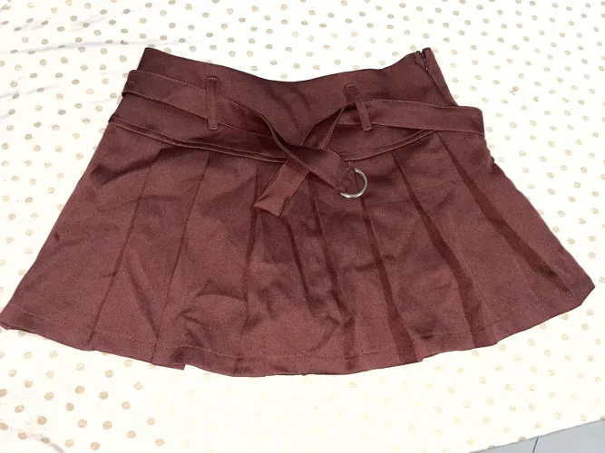 Shorts Saia Feminina Alfaiataria Plissado M