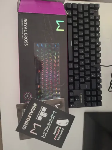 Teclado switch blue marca warrior *novo* 18 modos de cores Tkl 75%