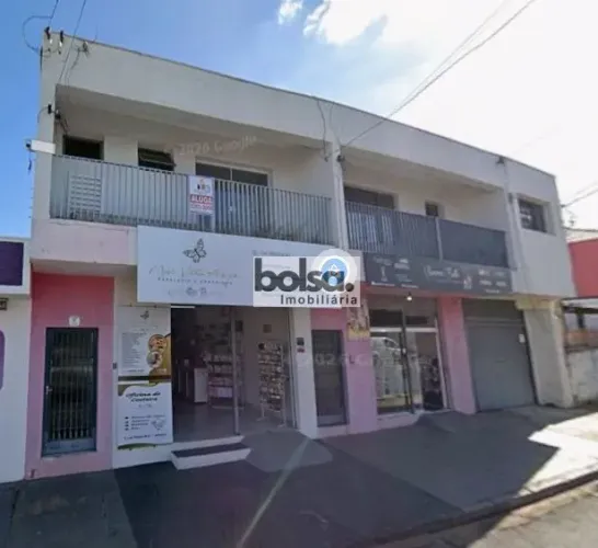 PRÉDIO COMERCIAL À VENDA