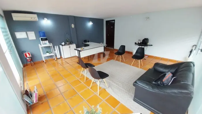 CASA COMERCIAL COM 5 SALAS À VENDA NO BAIRRO CIDADE JARDIM, PIRACICABA/SP