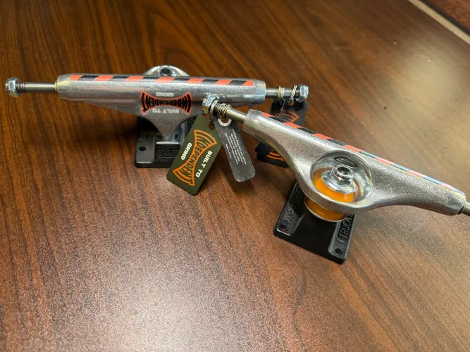 Truck skate Independent Stage 11 build to grind tam 149mm