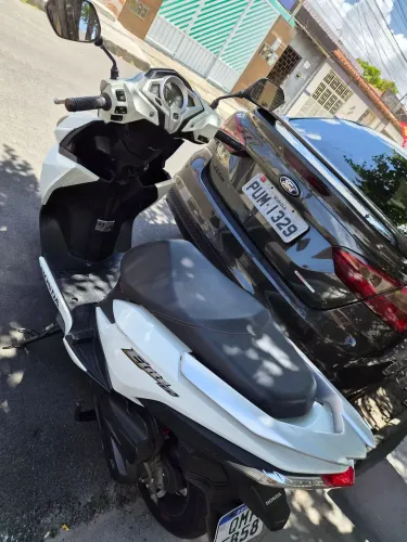 Honda Elite 125 (2021) super conservada, todas as peças originais
