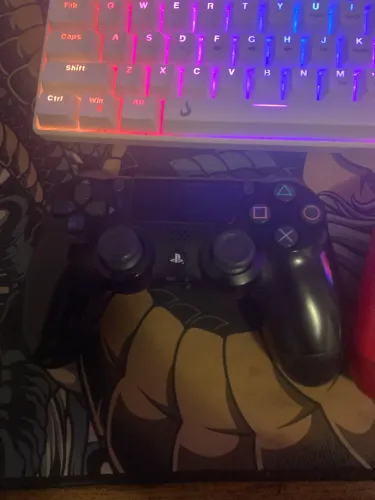 Vendo controle de ps4  com hall effect