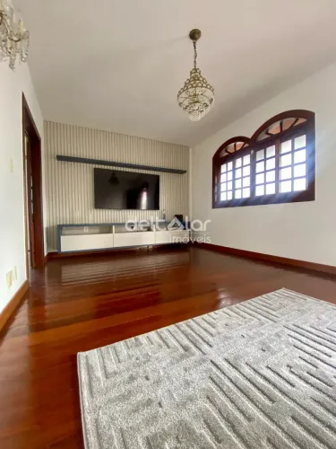 Casa para locação com 3 quartos, 2 banheiros e 1 vaga, Planalto, Belo Horizonte, MG