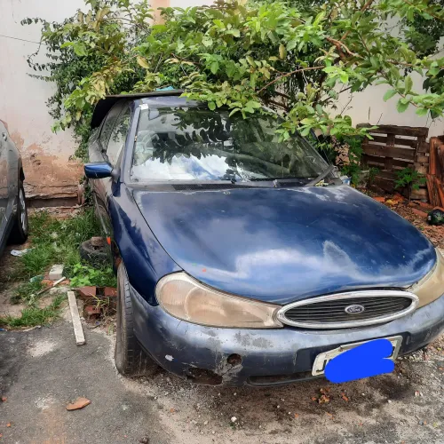 Vendo peças de mondeo 98 telefone e watsap * 