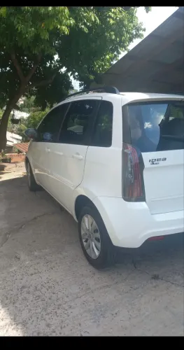Fiat Idea Attractive 1.4 Fire Flex 8V 5P 2014
