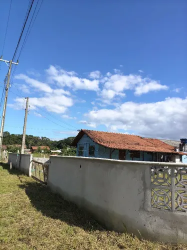 CASA À VENDA - PRAIA DO ERVINO | SÃO FRANCISCO DO SUL/SC