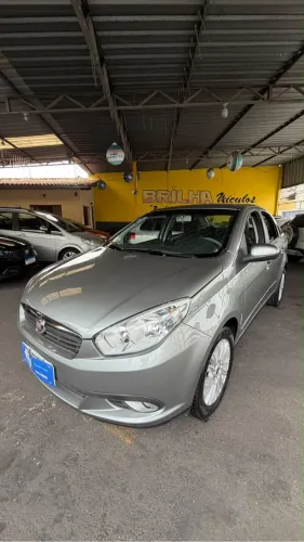 Fiat Grand Siena Attrac. 1.4 EVO F.flex 8V 2013