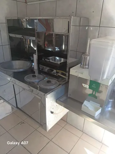 Vendo equipamentos para lachonete