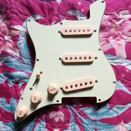 Elétrica Stratocaster