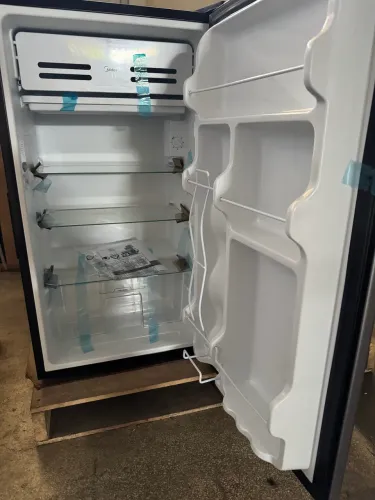 Frigobar MIDEA 