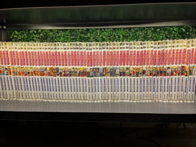 Coleção Naruto gold 
