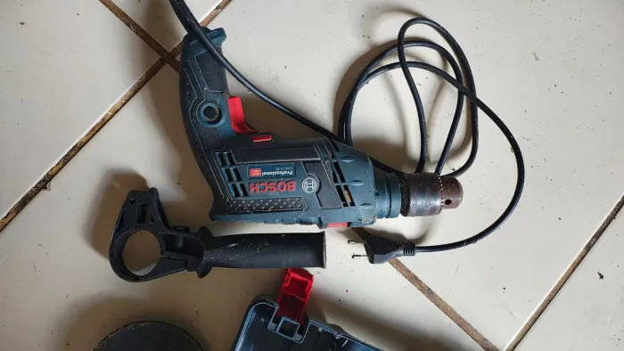 Furadeira da Bosch profissional