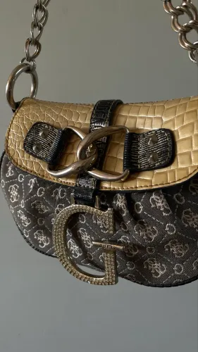 Bolsa Guess vintage, Y2K