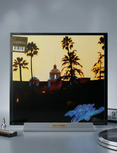 Vinil Eagles - Hotel California (Edição Importada, 180g, Lacrado, Capa Gatefold)