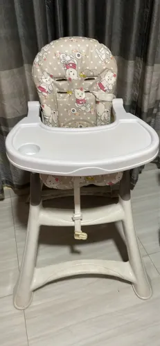Cadeirinha de alimentação