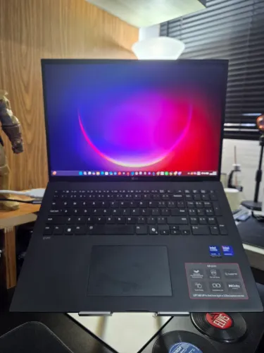 Notebook LG Gram Pro 17 - Core Ultra 7