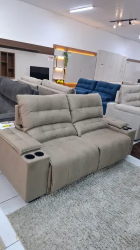 Sofa Retratil e reclinável 2M com portas copos+USB