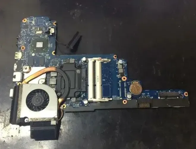 Placa mãe notebook HP DM4 (só placa mãe)