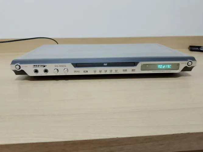 Leitor DVD CD player Midi Japan, com entrada para joystick
