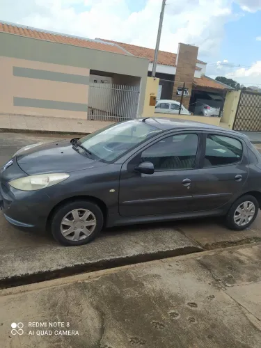 Peugeot 207 X-line 1.4 Flex 8V 5P 2011