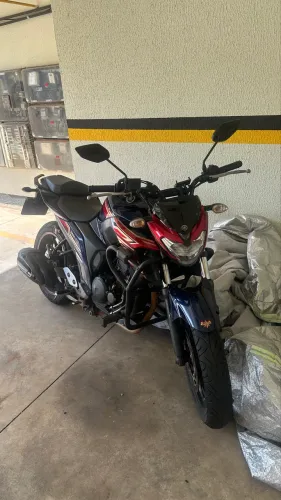 Fazer 250 Marvel 