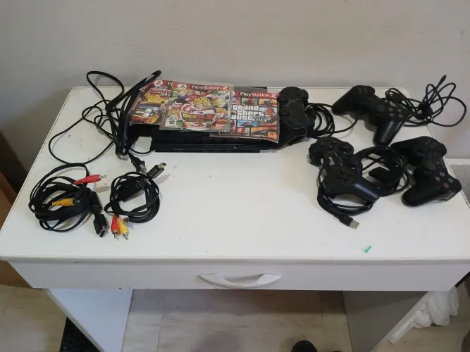 PLAYSTATION 2