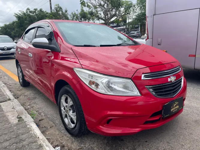 Chevrolet Onix Hatch LT 1.0 8V Flex Power Mec. 4P 2015