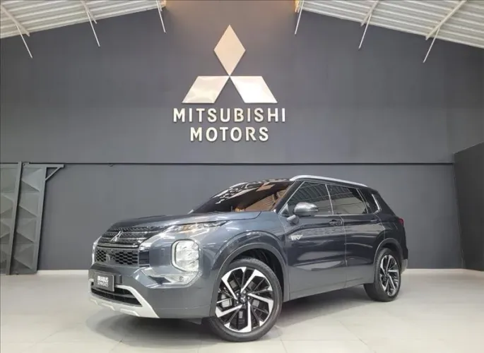 Mitsubishi Outlander Signature 2.4 4X4 AUT (híb) 2026