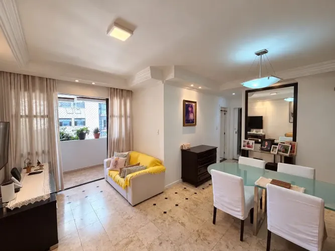 Apartamento 2 Quartos com Suíte e 2 Vagas em Salvador - Loteamento Aquários