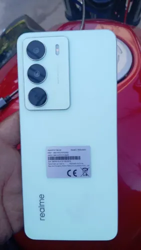 Vendo dois celulares um novo ,e o outro usado 