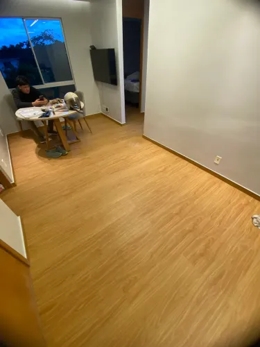 Instalação de piso vinílico 