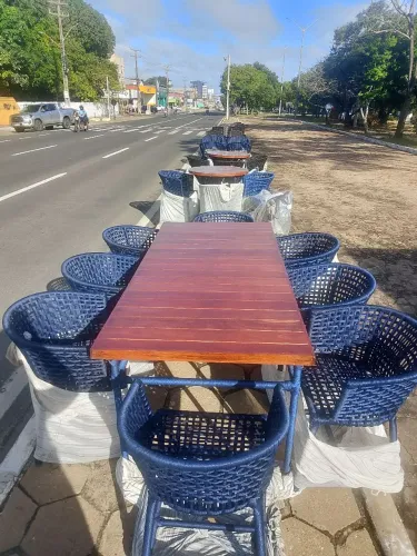 Conjunto mesa com 8 cadeiras corda náutica
