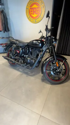 Royal Enfield Classic Dark 350cc ABS - 2023/2024