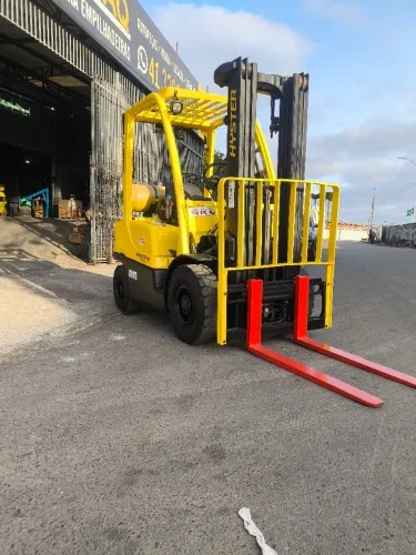 Hyster 2.5 toneladas