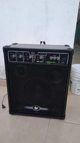 Caixa de som para barzinho ou igreja 