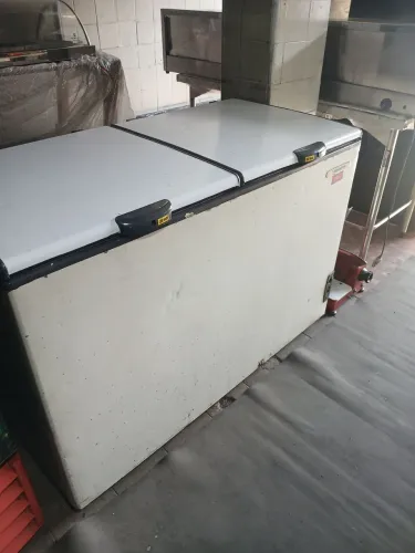 Freezer horizontal e freezer vertical