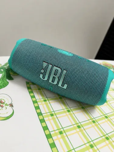 JBL charge 5