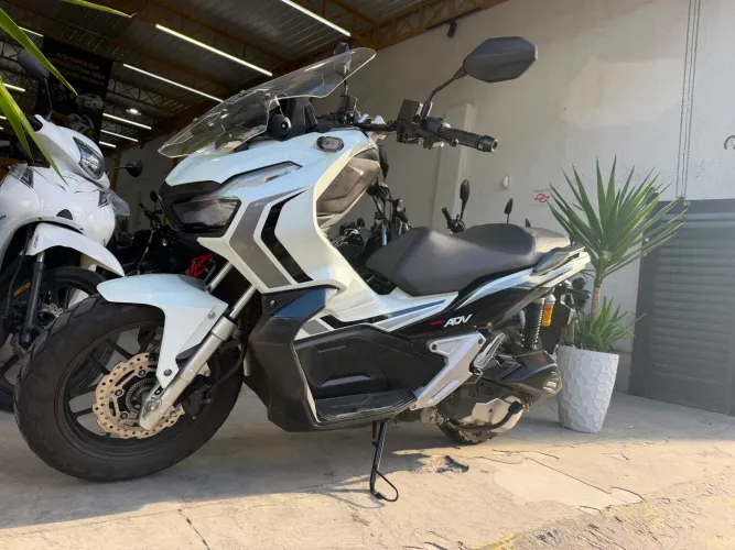 HONDA ADV 150 21/22 TROCO FINANCIO